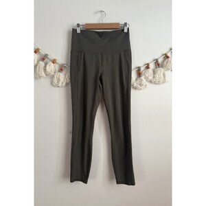 Vuori Studio Pocket Short Leggings Green Yoga Training Outdoor Athletic Pilates